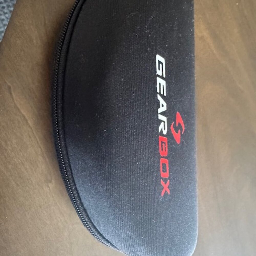 Gearbox pickleball glasses blue lense - Picture 2 of 4